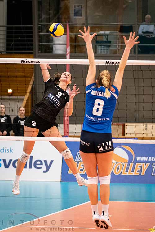Volleyball statistik i VolleyLigaen &copy; Intofoto